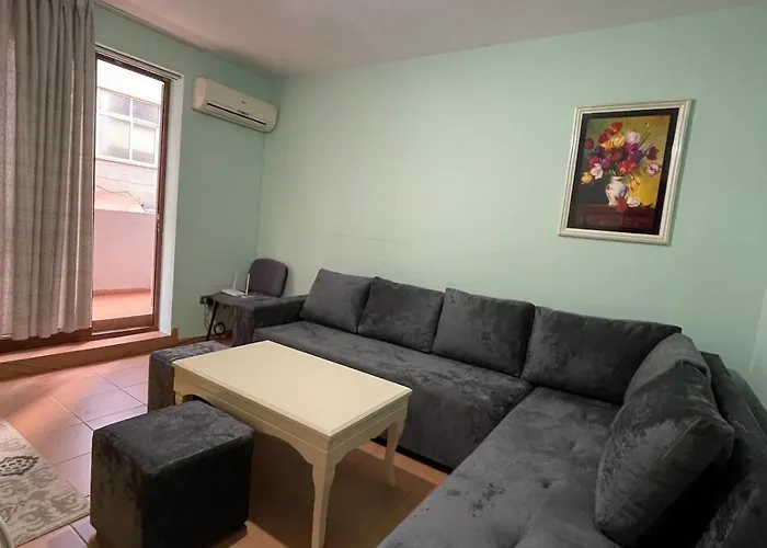 Apartamento Urban Floor One Tirana